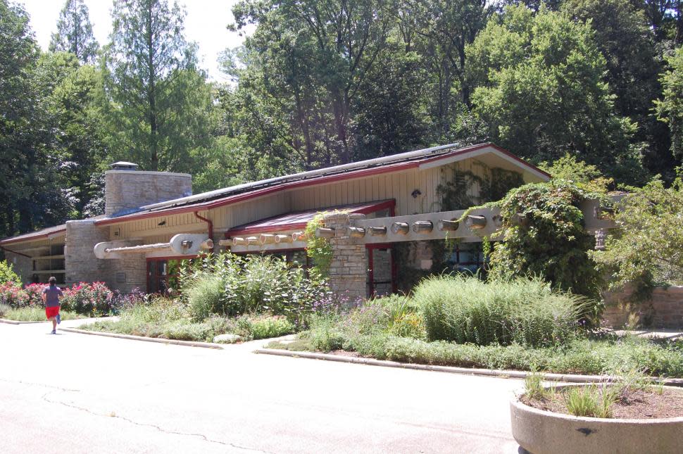 Burnet Woods Trailside Nature Center