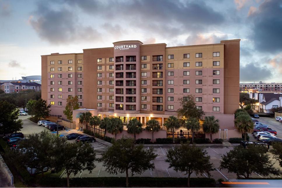 Courtyard Med Center Exterior