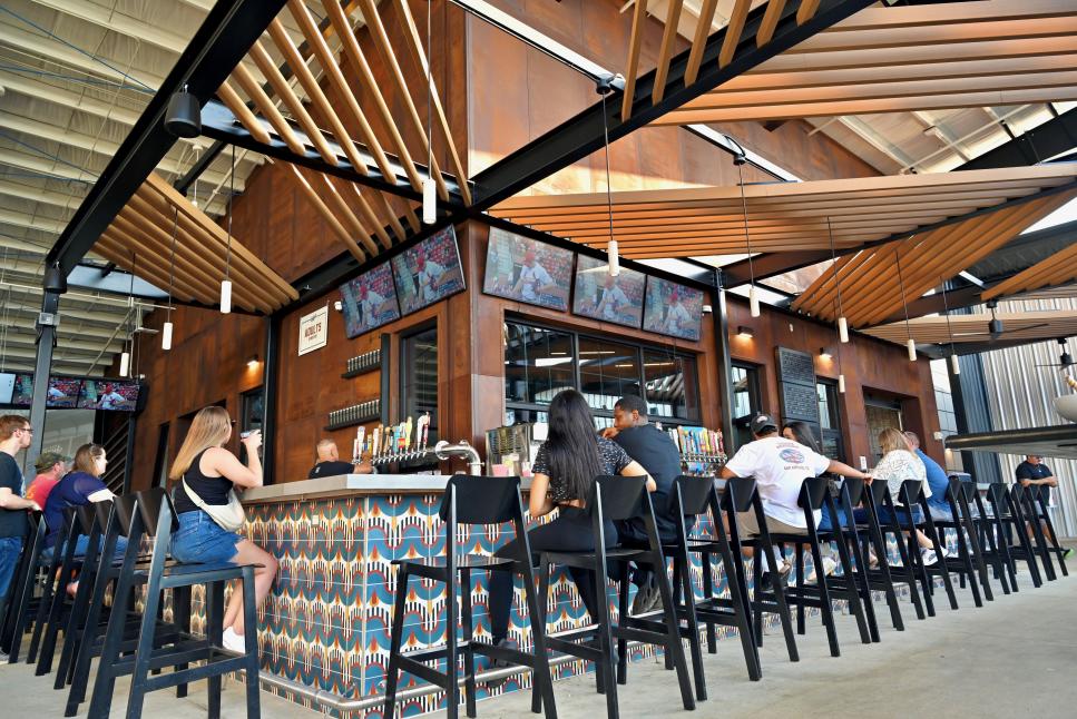 Bar