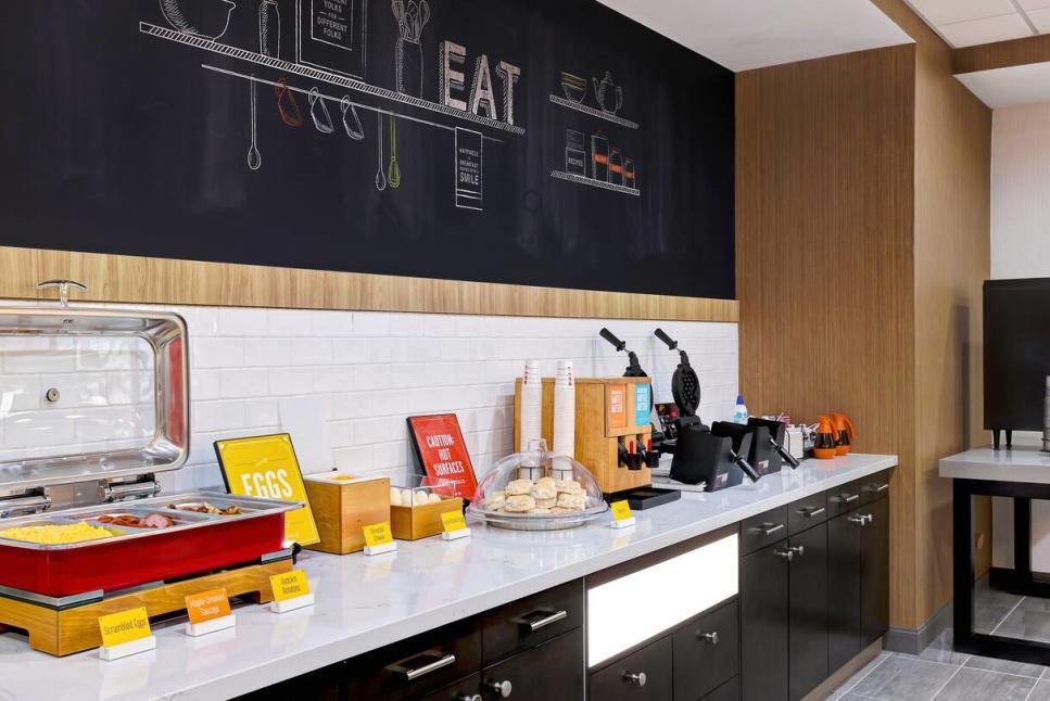 Hampton Inn & Suites Houston East Beltway 8