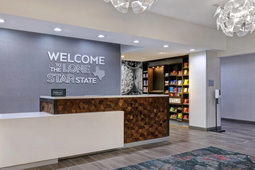 Hampton Inn & Suites Houston East Beltway 8