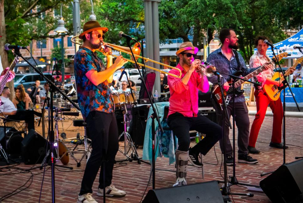 Market_Square_Park_Band_1.jpg