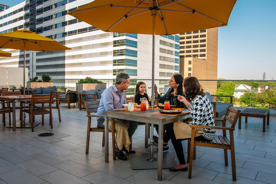 Westin-Med_Center_People_Food_2.jpg