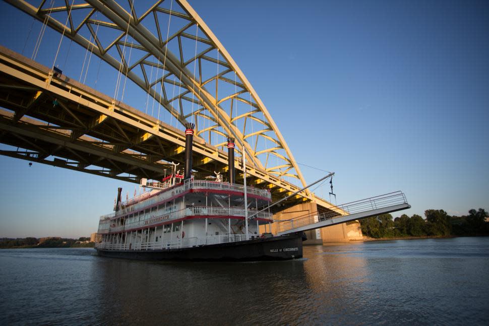 bb riverboats schedule