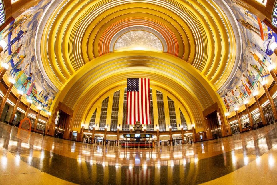 Cincinnati Museum Center at Union Terminal (photo: @photogdslavey)