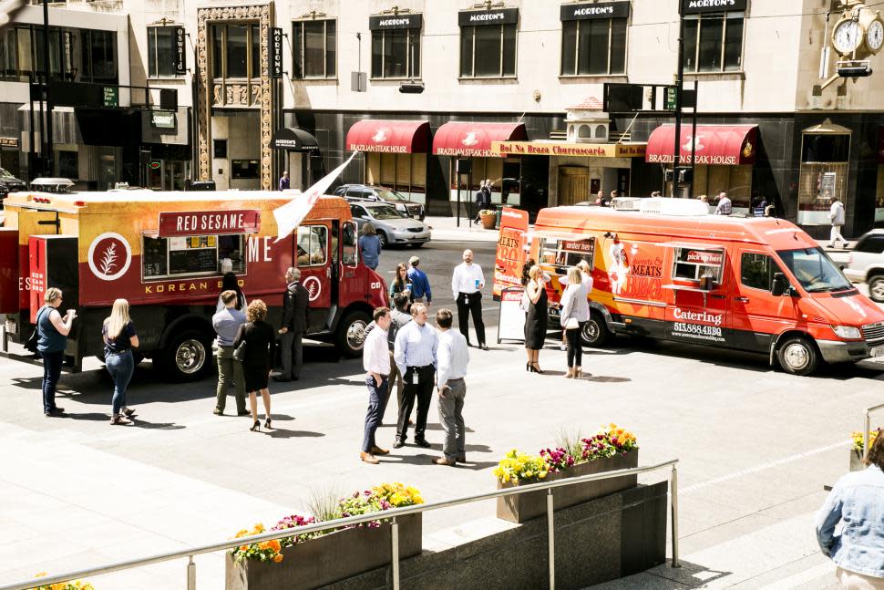 Food Trucks at Fountain Square (photo: Dan Ledbetter) Food Trucks at Fountain Square (photo: Dan Ledbetter)