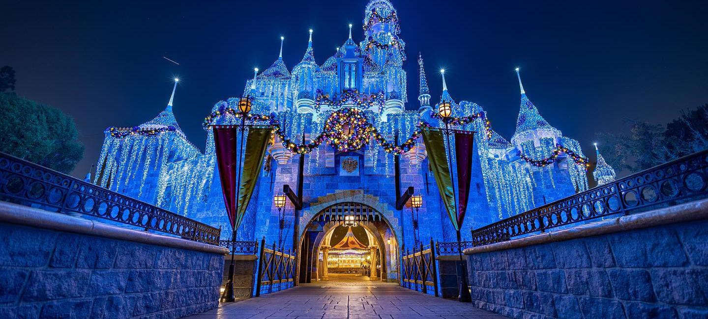 Your Guide to the Holidays at the Disneyland Resort
