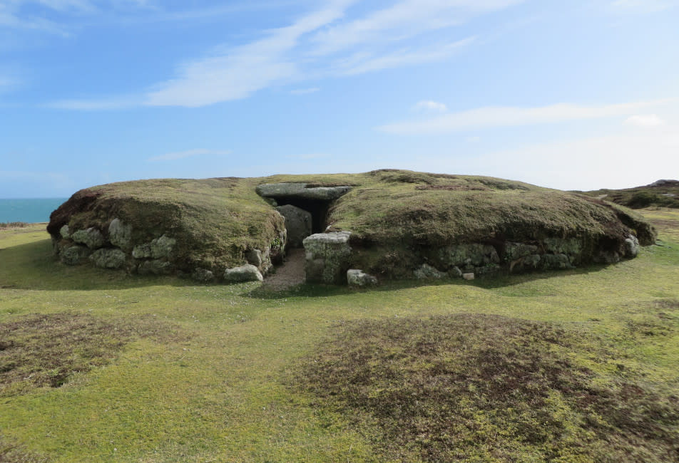 IOS Nav Landscape Large - Blog - Scilly Hidden's History - Porth Hellick - Katharine Sawyer