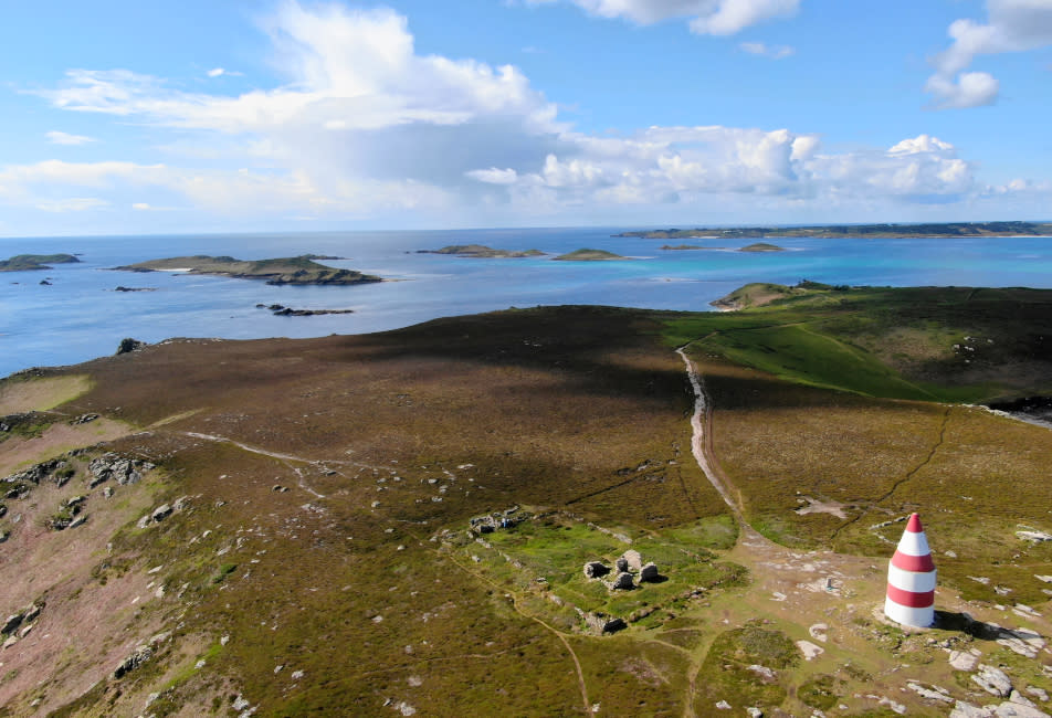 IOS Nav Landscape Large - Day Trip - Big Discoveries - Daymark Gareth Tibbs 952x650