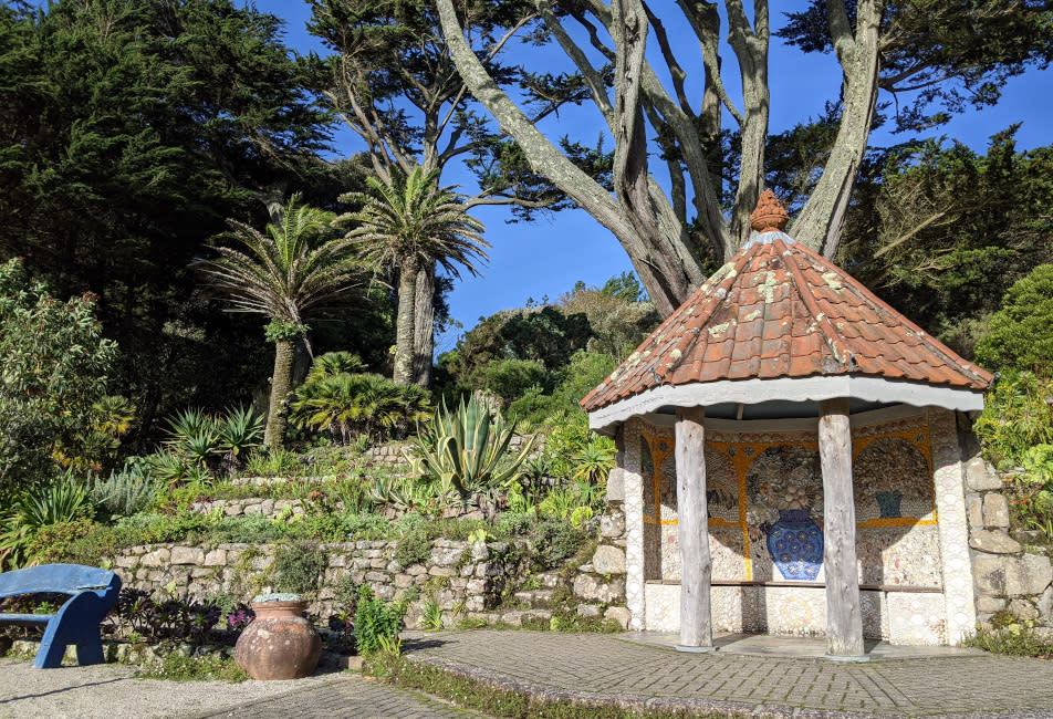 Tresco Abbey Garden, gazebo