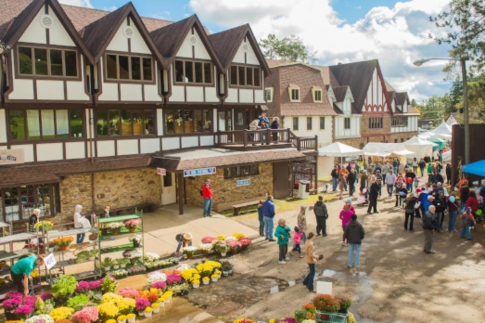 Top 10 Affordable New York Family Friendly Fall Weekend Trips