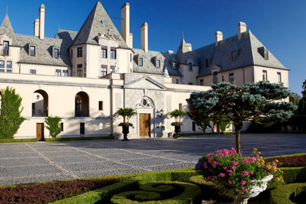 Gold Coast Mansion Oheka Castle Photo by Phillip Ennis Gold Coast Mansion Oheka Castle Photo by Phillip Ennis