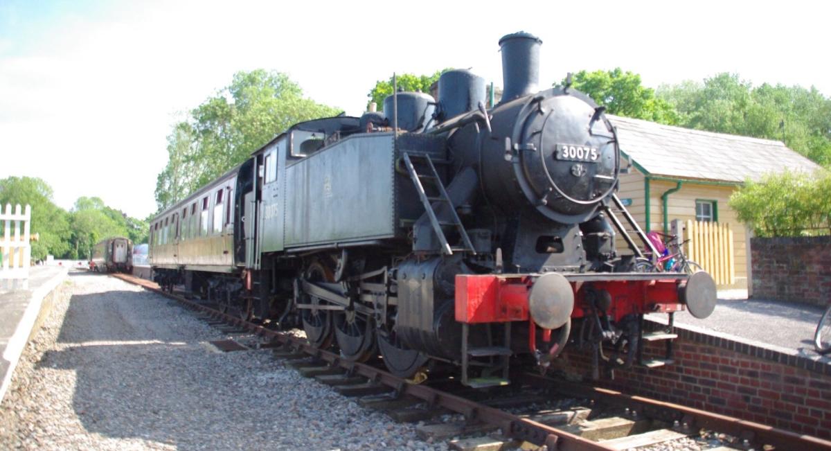 Shillingstone Station