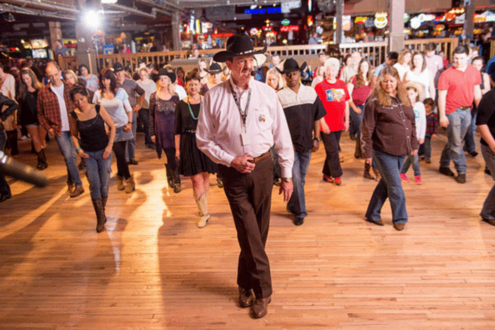 Billy Bob's Texas - Line Dancing