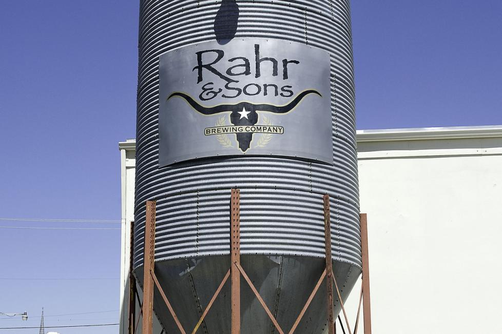 Rahr and Sons Brewing Company