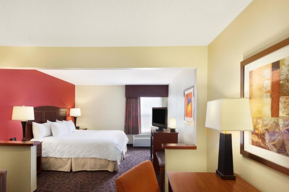 hampton inn and suites southwest