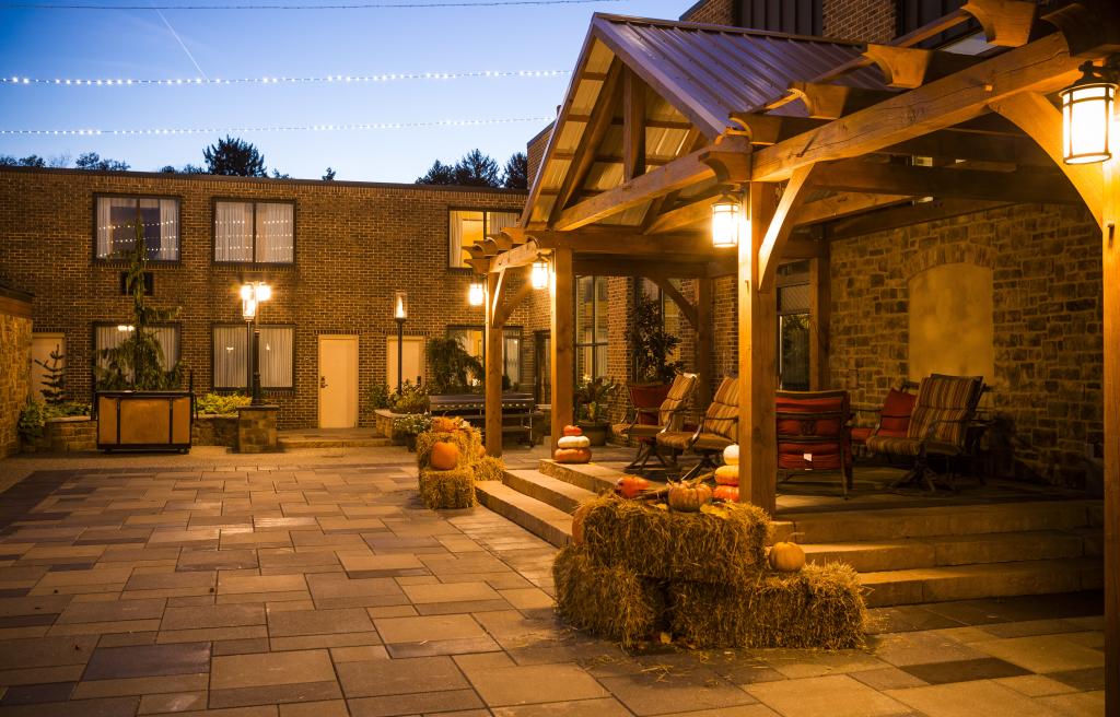 Outdoor Courtyard