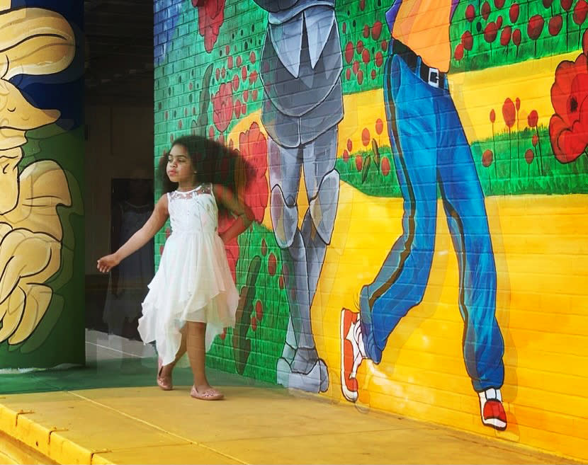 Wizard of Oz Mural | Downtown Topeka, KS - @emharvey08_