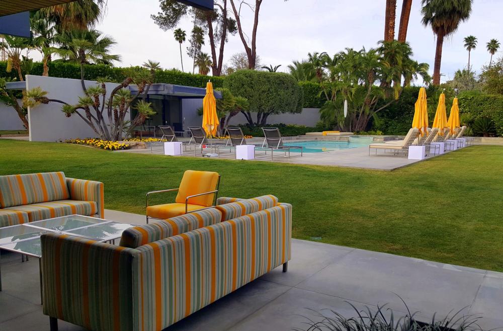 dinah shore estate back yard