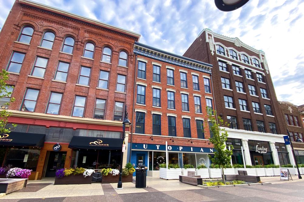 Exterior view of restaurants Nawa, Utopian Coffee, and Landing Beer Company at The Landing Historic District in Fort Wayne