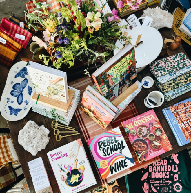 Olivia & Daisy Books