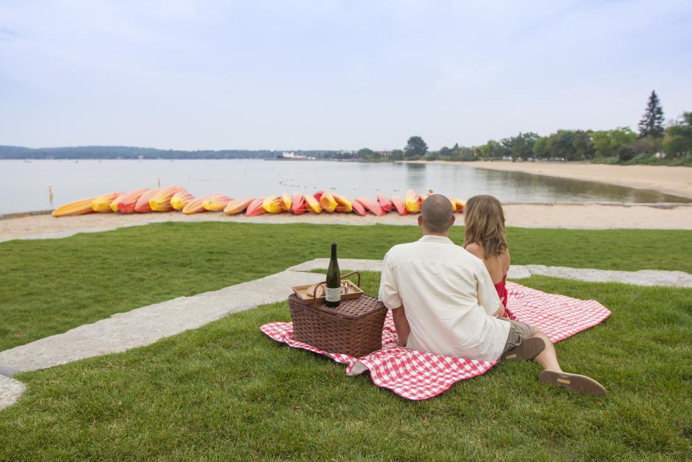 Best Places for a Picnic | Traverse City, MI