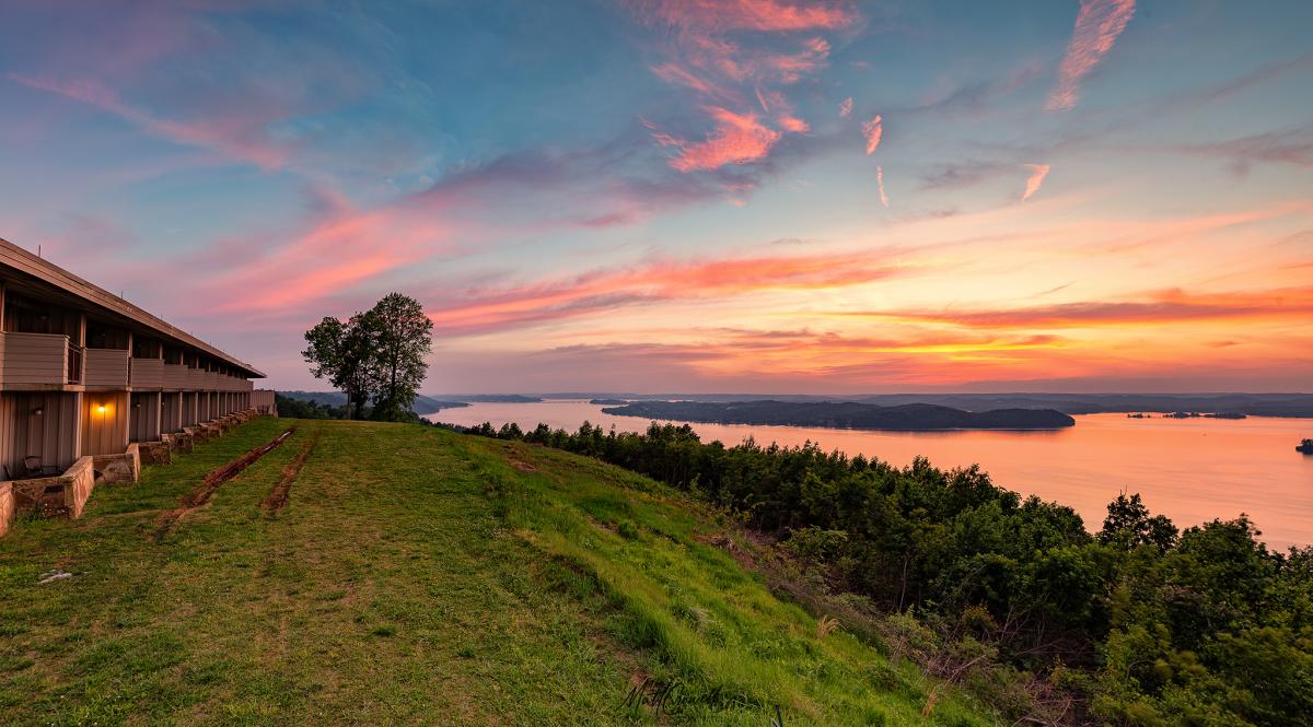 colorful sunset overlooking Lake Guntersville at Lake Guntersville State Park lodge