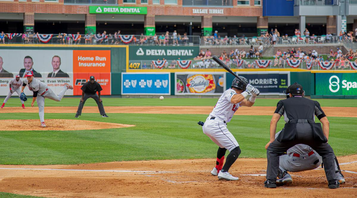 Baseball player and ump