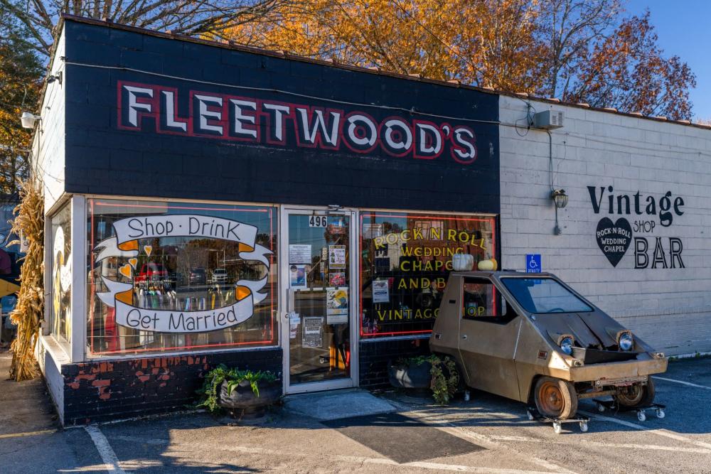 Exterior picture of Fleetwood's wedding chapel and music venue