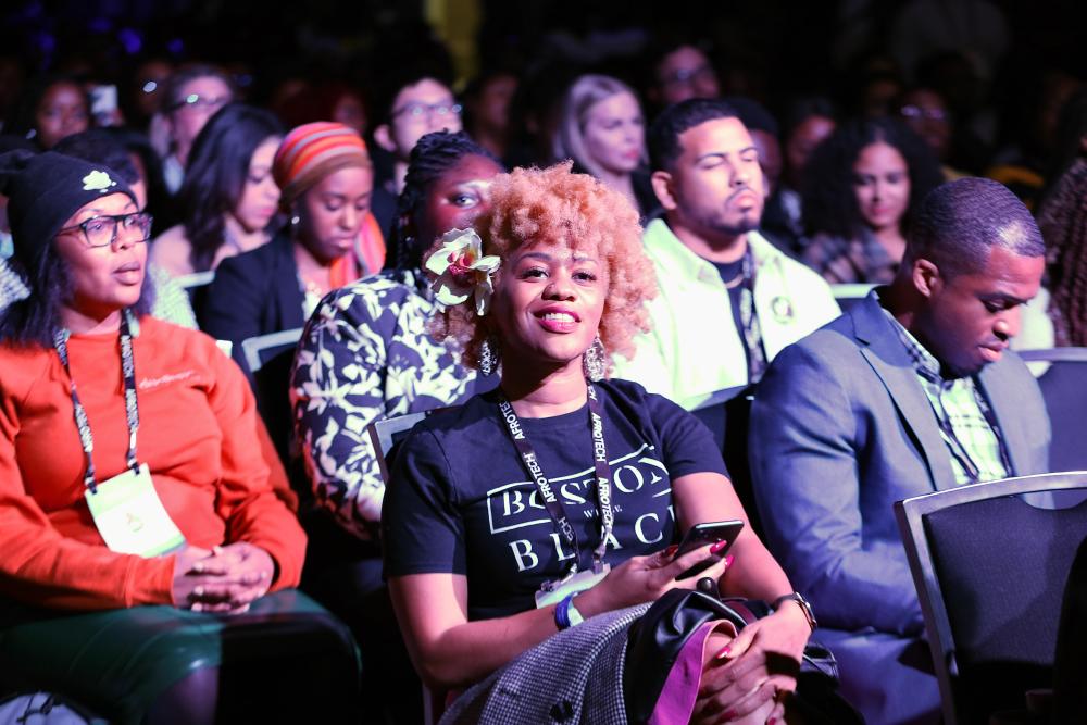Crowd at a conference.