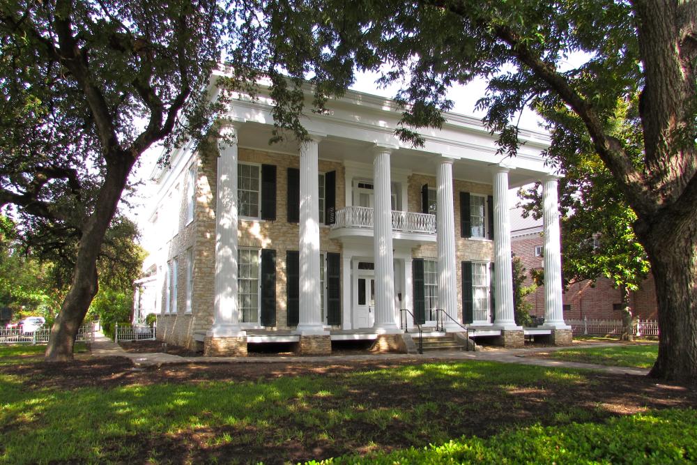 Exterior of Neill-Cochran House Museum.