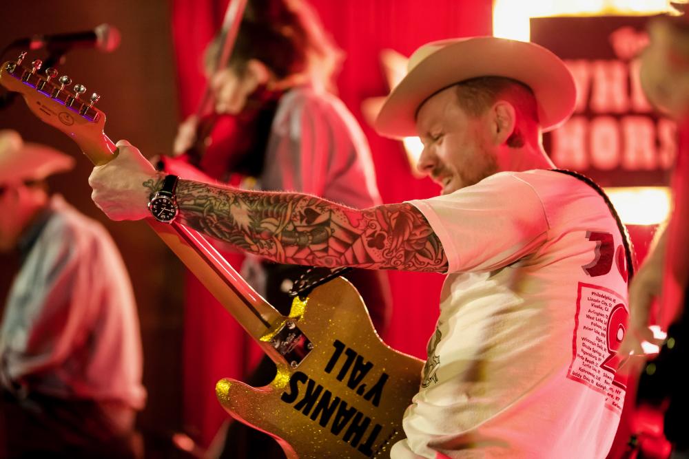 Guitarist for The Golden Roses band plays at The White Horse