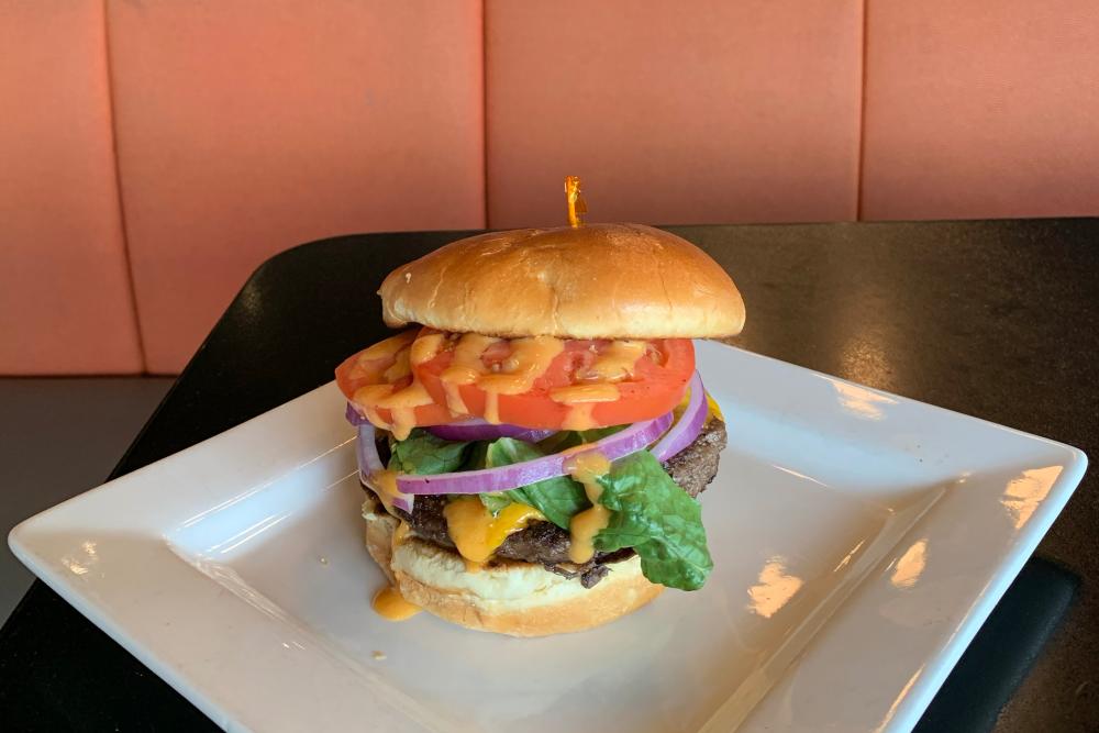 Cheeseburger at 24 Diner in Austin Texas