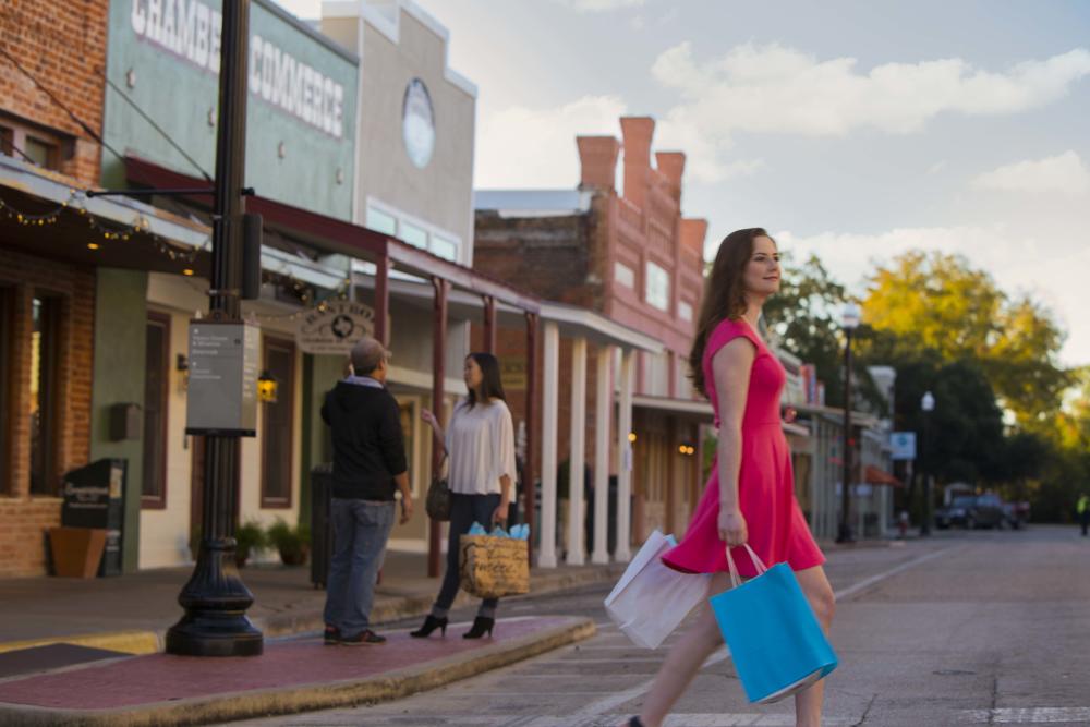 Bastrop_Downtown_Shopping_1