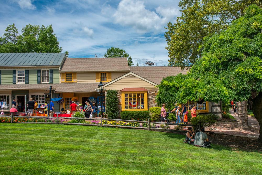 Peddler's Village Summer Block Party