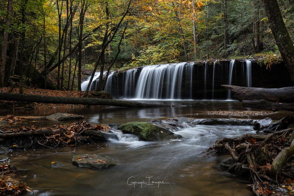 Princess Falls Wall Print