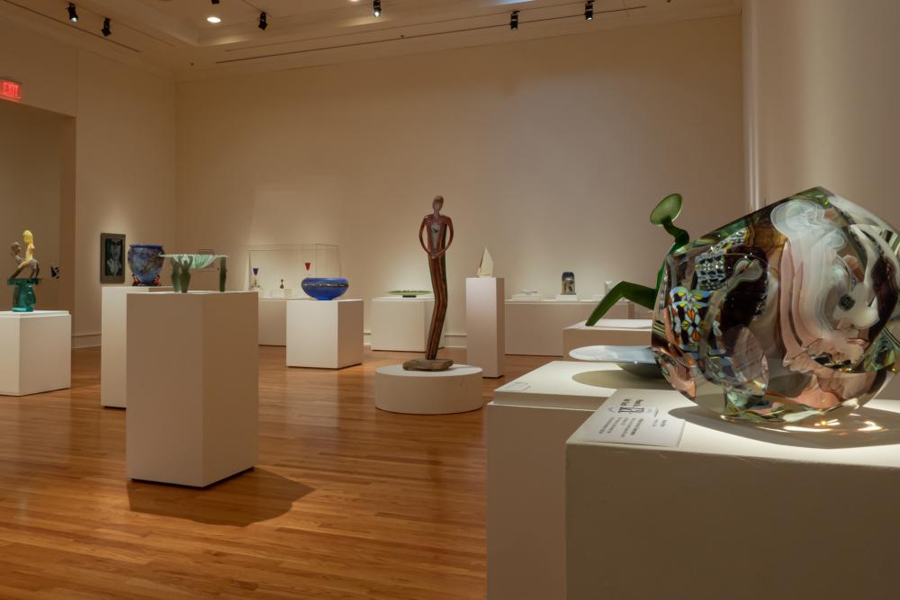 Fort Wayne Museum of Art Glass Exhibits
