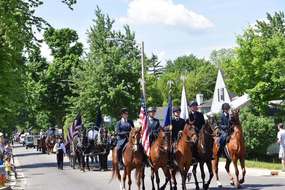 Parade through Fort Wayne honoring those who have served our country.