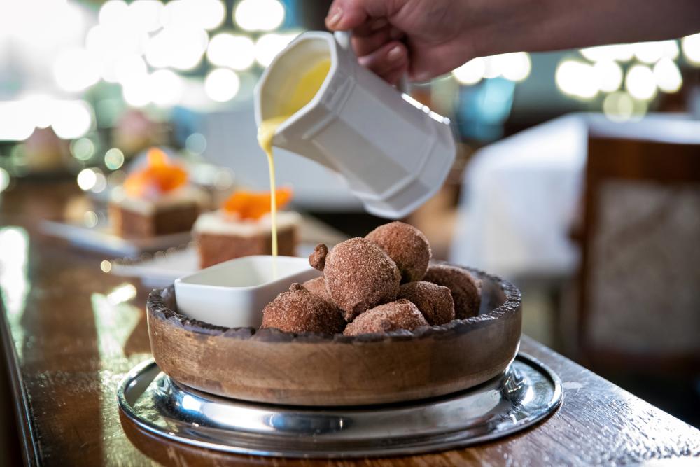 Donut dessert at the Chophouse at Grand Geneva Resort