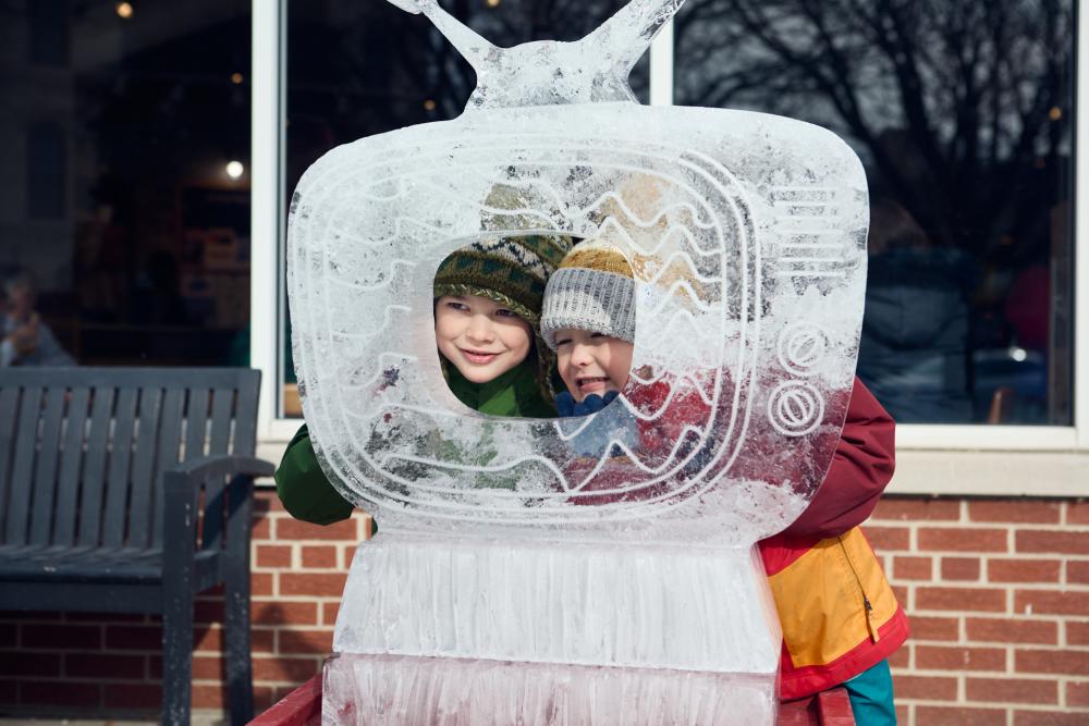 Downtown Ice Sculpture Walk_2025_TV Kids