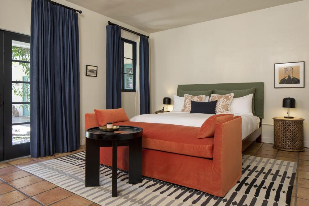 casa cody resort palm springs room