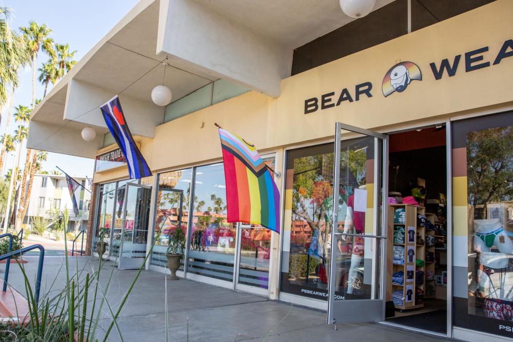 arenas district bear wear