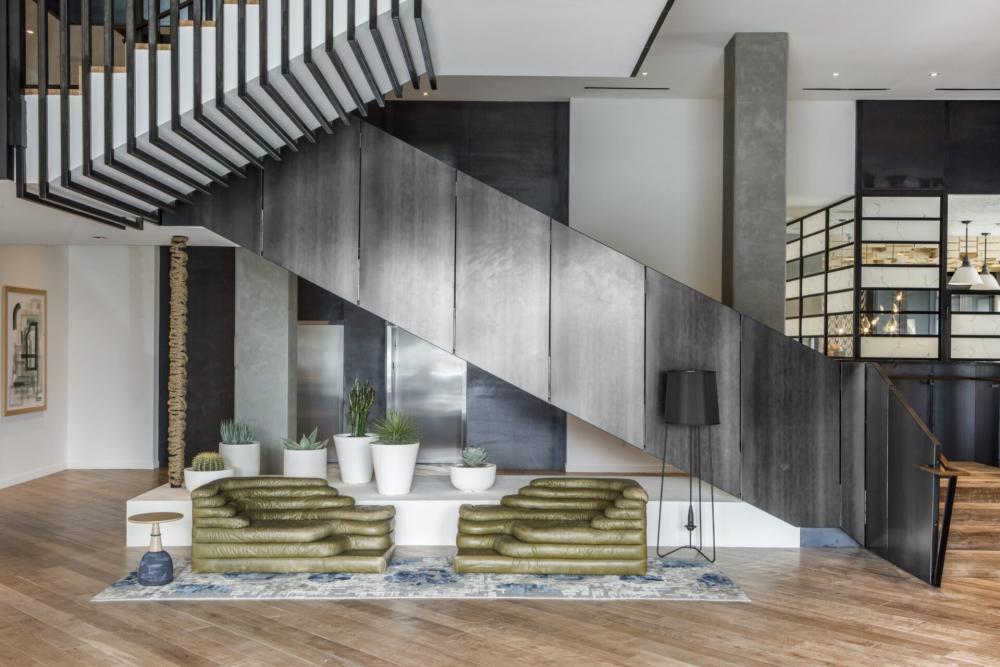Kimpton Rowan lobby