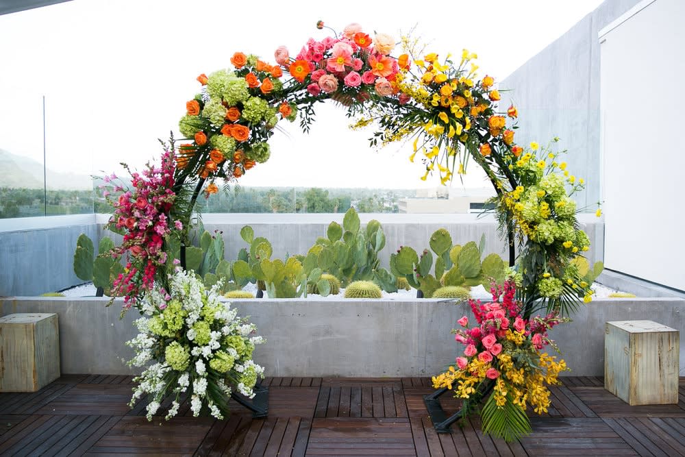 Vaso Bello Celebrations florist