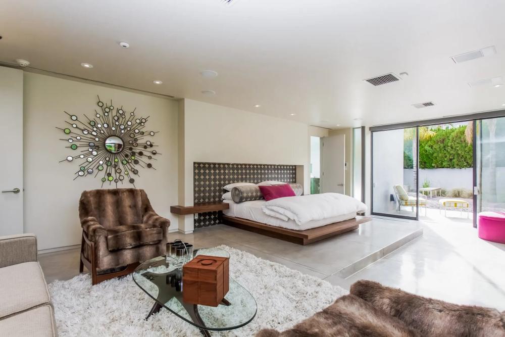 dinah shore estate bedroom