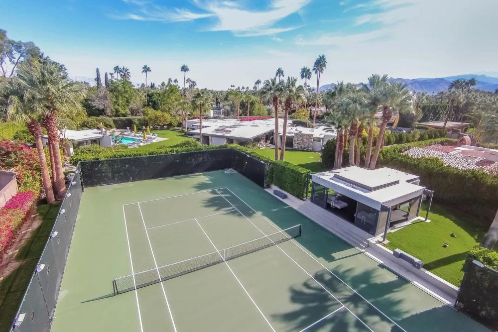 dinah shore estate tennis court
