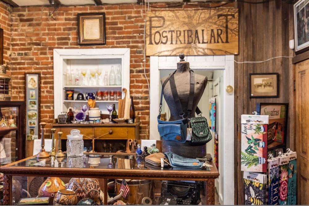 Antique Shops in St. Charles MO Furniture Collectibles
