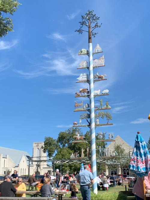 Maibaum Pole
