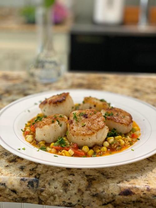 scallops at Tavern 19