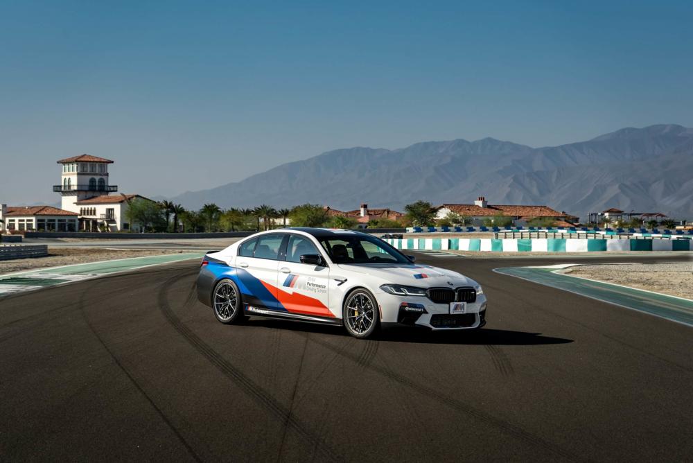 BMW Performance Center